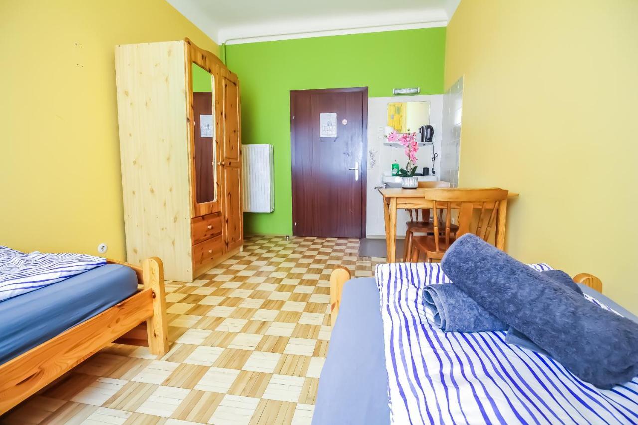 Economic 2Sb Apartment In Lively Area Wiedeń Zewnętrze zdjęcie